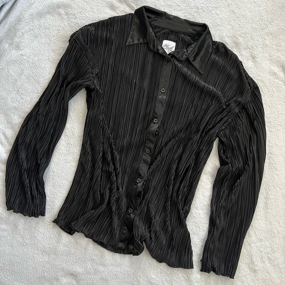 Plush Plisse oversized shirt and pant set - Picture 3 of 7